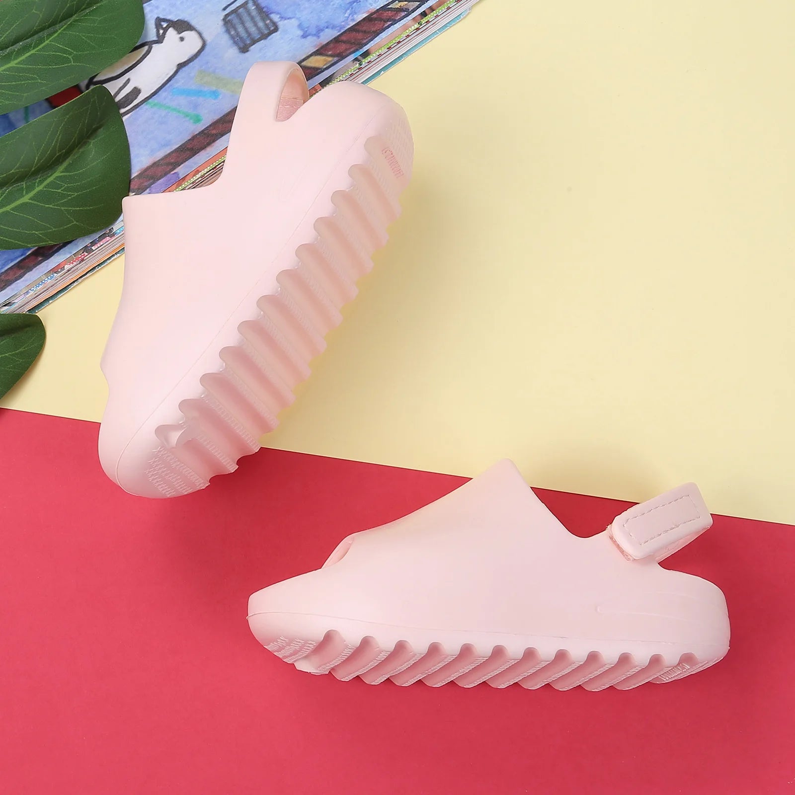 Sandales pour enfants simple et confortables
