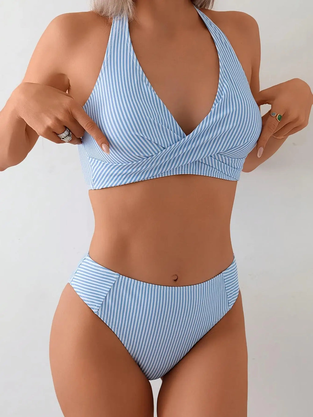 NauticalStriped Bikini Seductive Fashionable Beachwear Bikini Triangle Two-Piece Tie-Back Bikini Euro American Chic Swimsuit